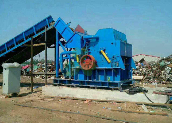 China Máquina azul resistente de la trituradora del metal para el metal inútil que recicla Eco amistoso proveedor